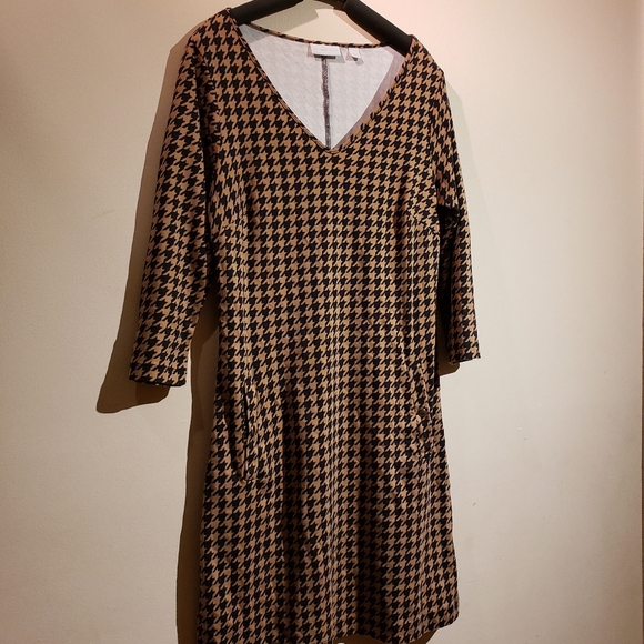 New York & Company Brown Houndtooth Dresses  - Picture 8 of 13